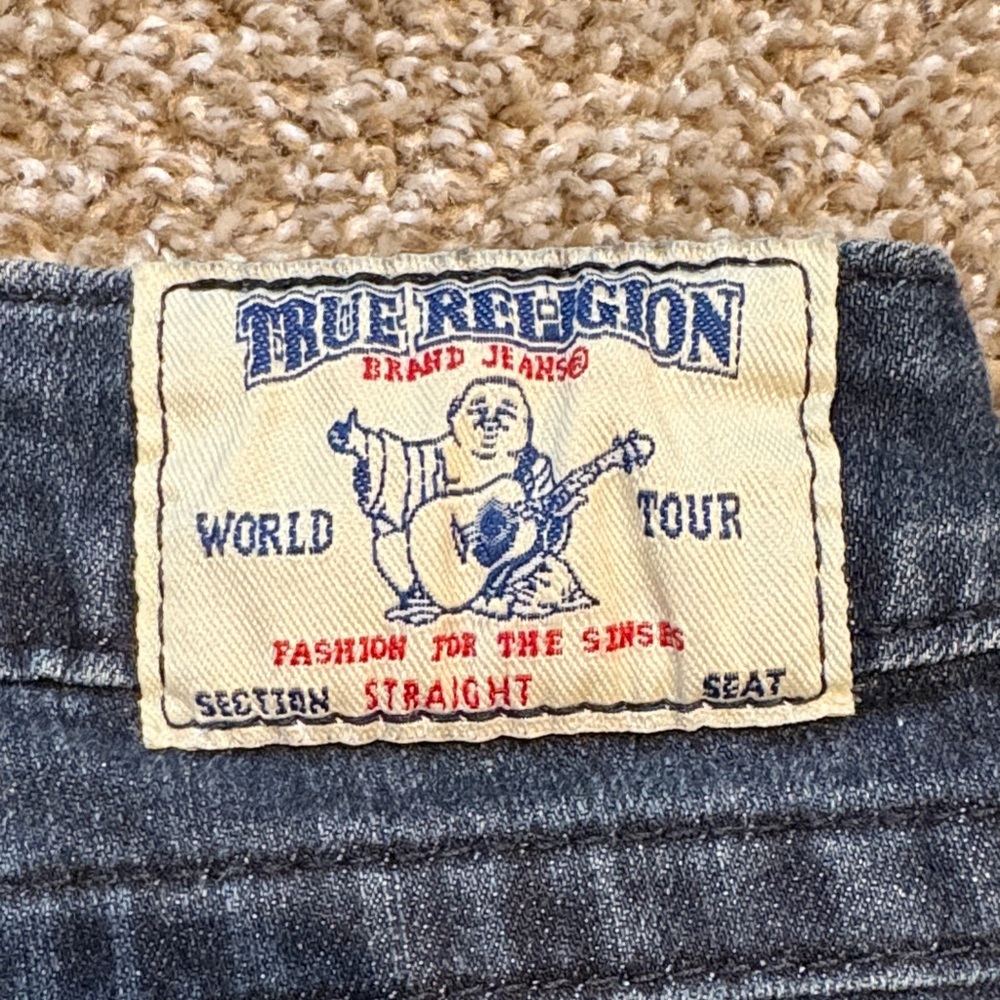 True Religion Women's Denim Jeans with Embroidered Pockets - Picture 2 of 4